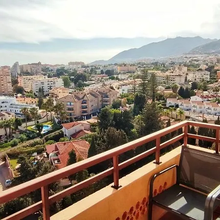 Apartamento Con Vistas Al Mar En Puerto Marina *