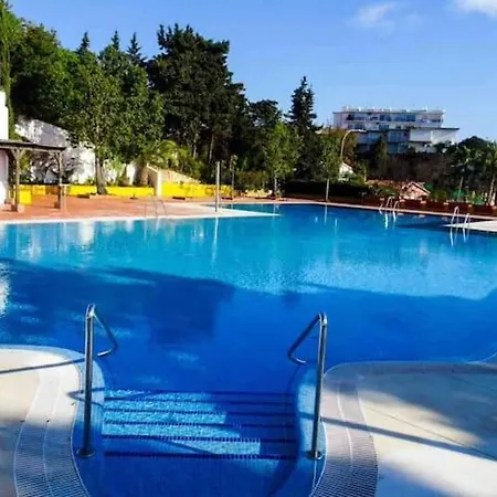 Apartamento Con Vistas Al Mar En Puerto Marina Appartement