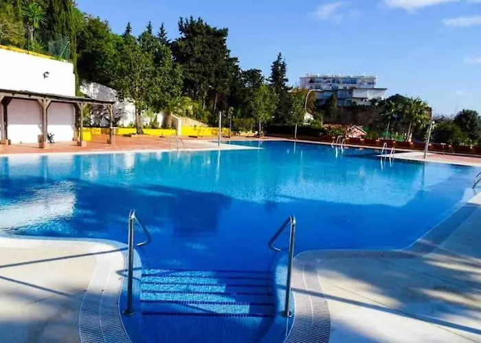 Apartamento Con Vistas Al Mar En Puerto Marina Appartement