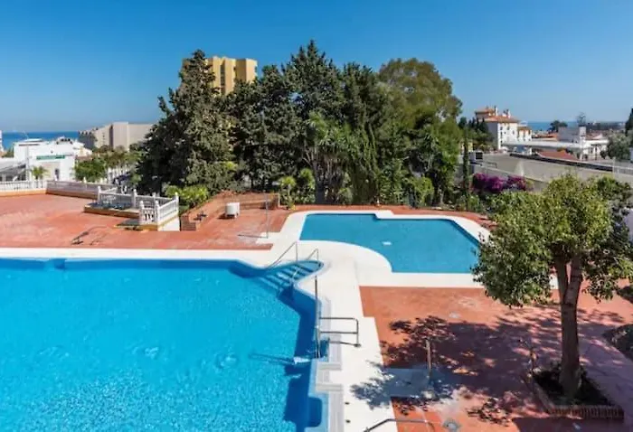 Apartamento Con Vistas Al Mar En Puerto Marina Appartement